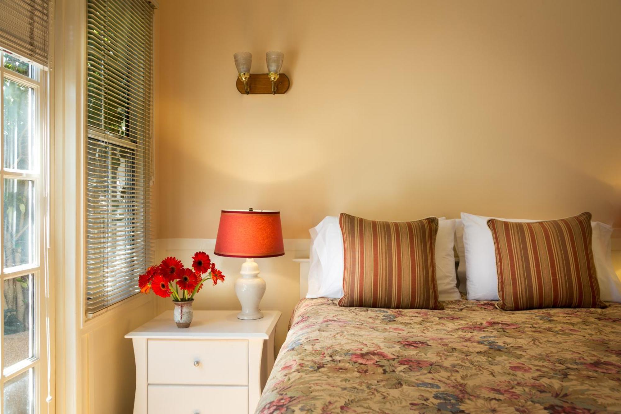 سانتا باربارا Cheshire Cat Inn & Cottages المظهر الخارجي الصورة
