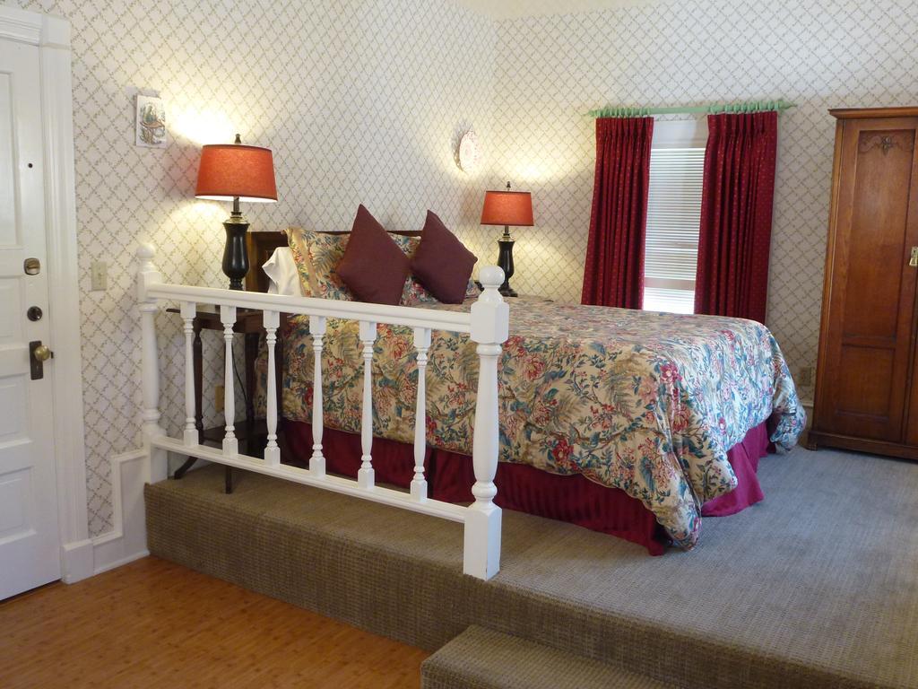 سانتا باربارا Cheshire Cat Inn & Cottages المظهر الخارجي الصورة