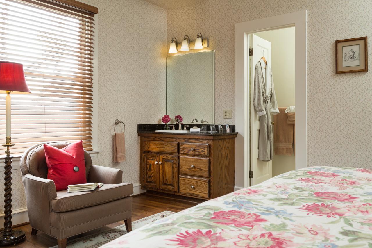 سانتا باربارا Cheshire Cat Inn & Cottages المظهر الخارجي الصورة