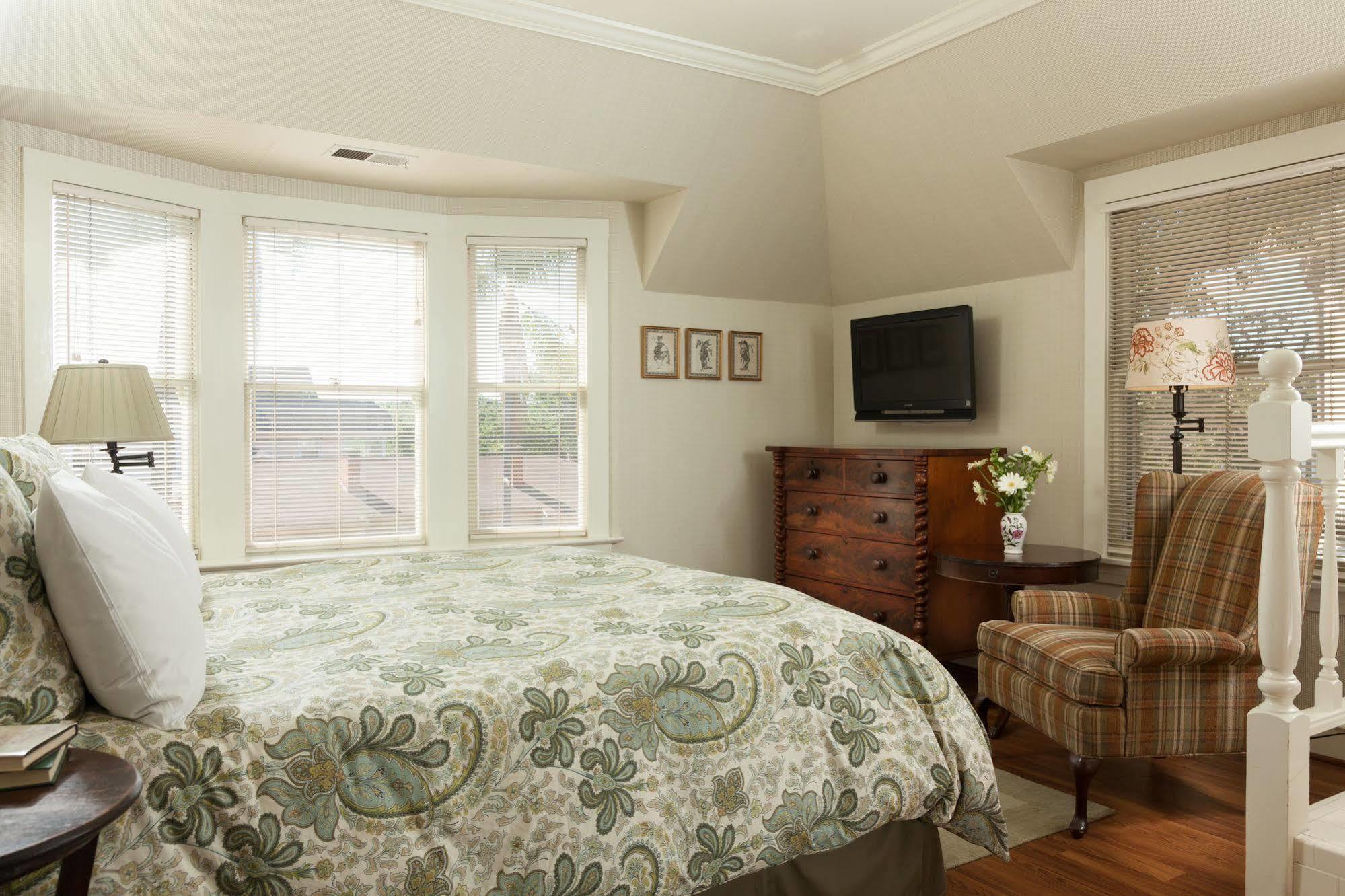 سانتا باربارا Cheshire Cat Inn & Cottages المظهر الخارجي الصورة