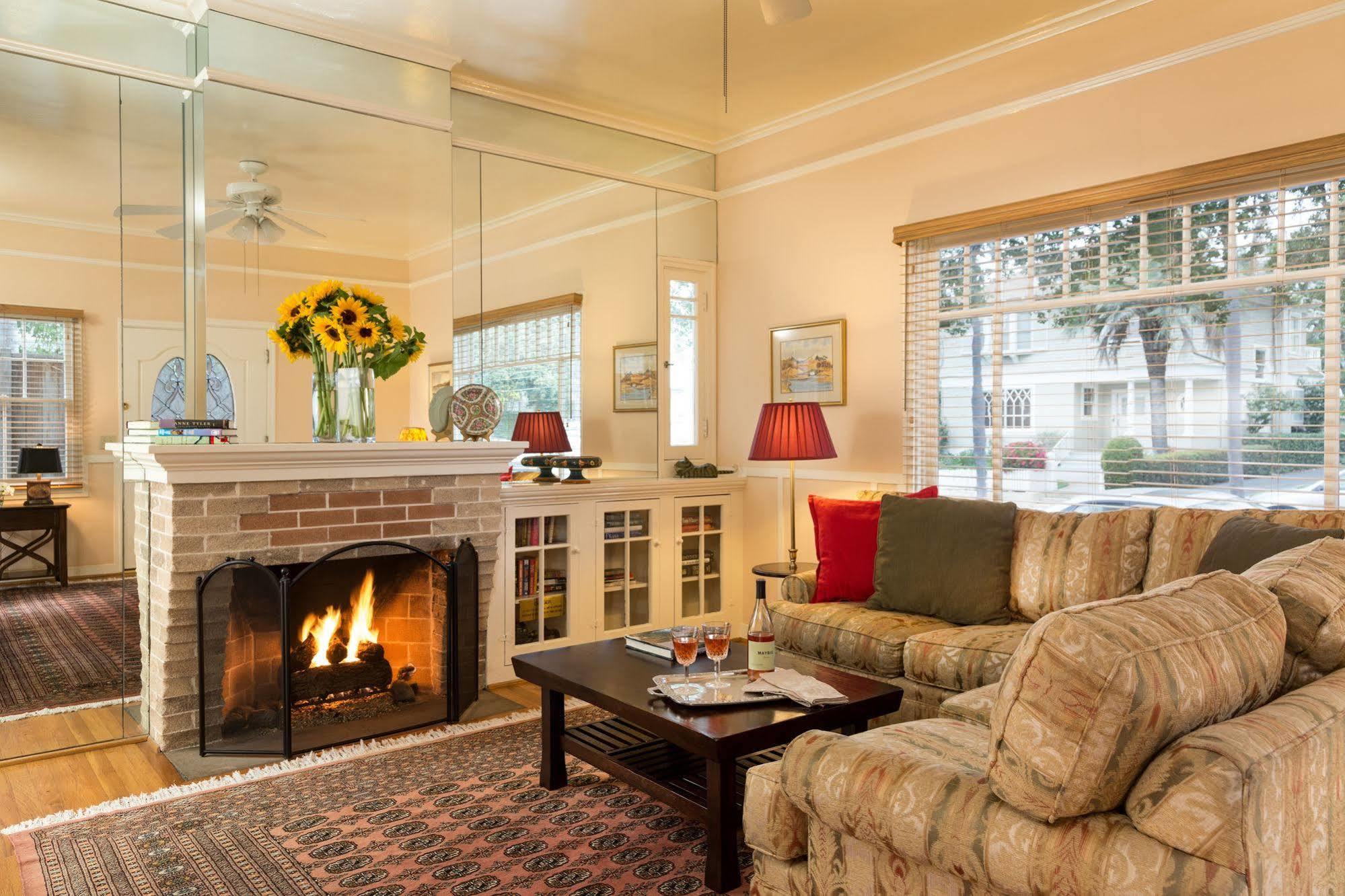 سانتا باربارا Cheshire Cat Inn & Cottages المظهر الخارجي الصورة