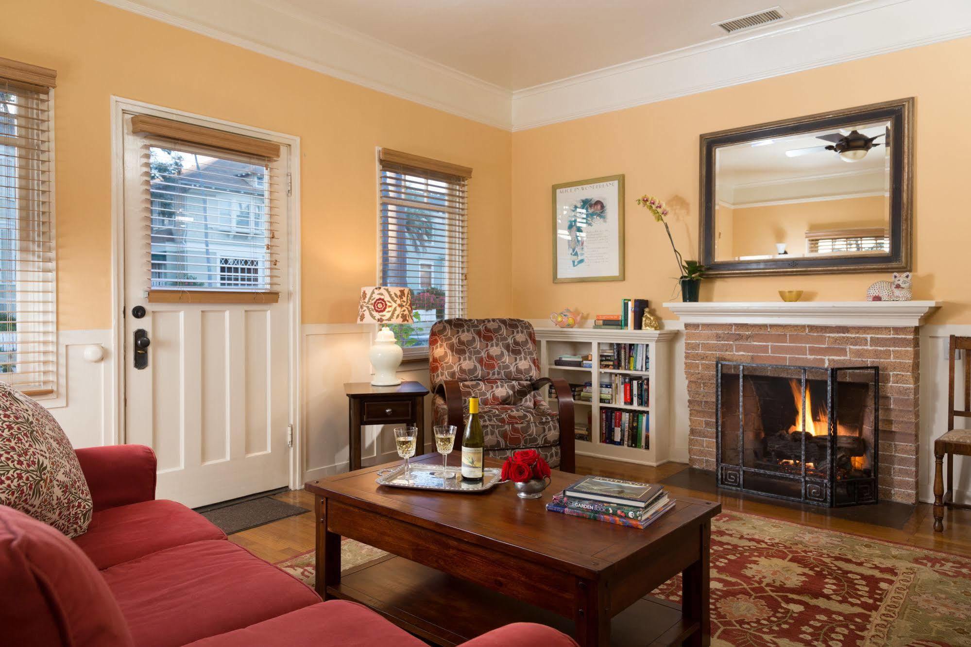 سانتا باربارا Cheshire Cat Inn & Cottages المظهر الخارجي الصورة